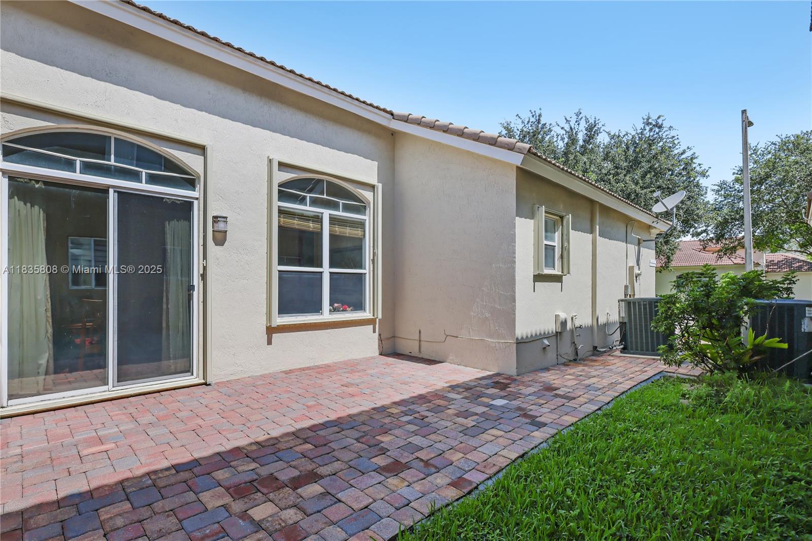 Residential, Miramar, Florida image 25