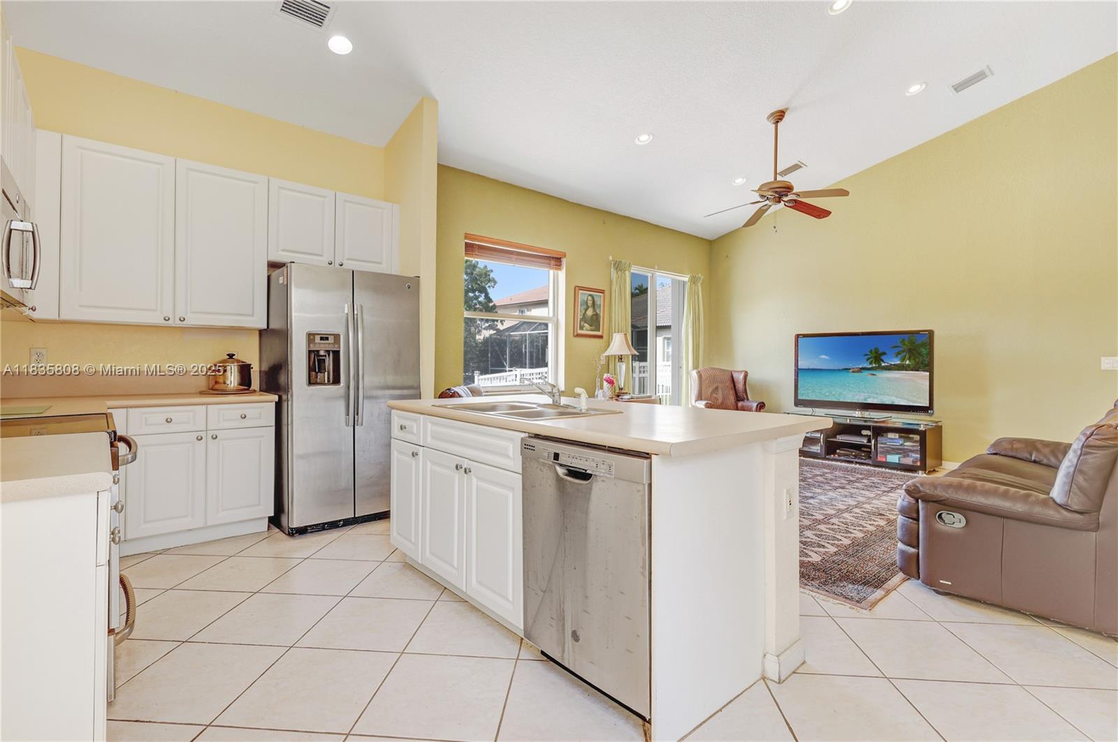 Residential, Miramar, Florida image 7