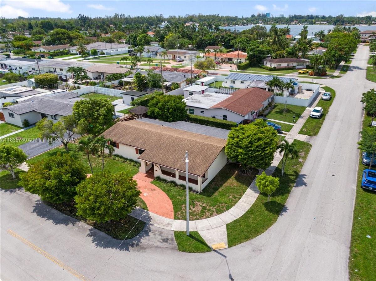 8370 SW 46th St, Miami, Florida image 30