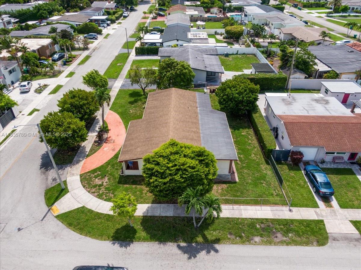 8370 SW 46th St, Miami, Florida image 31