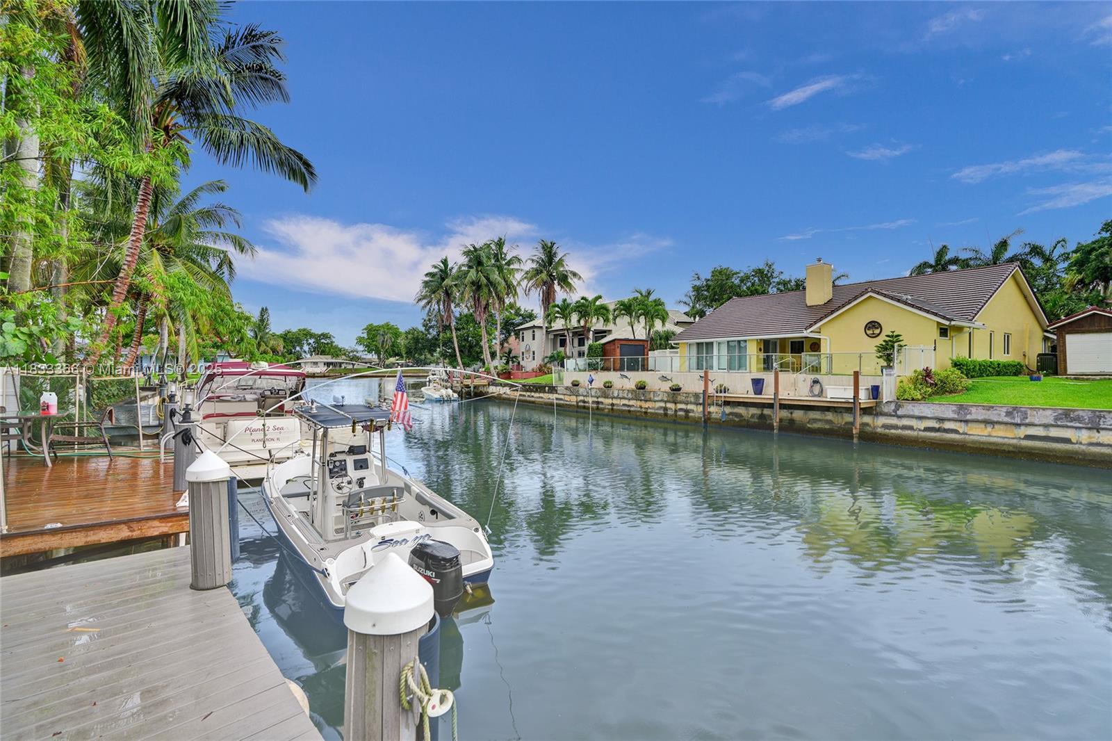 5840 SW 19th St, Plantation, Florida image 3