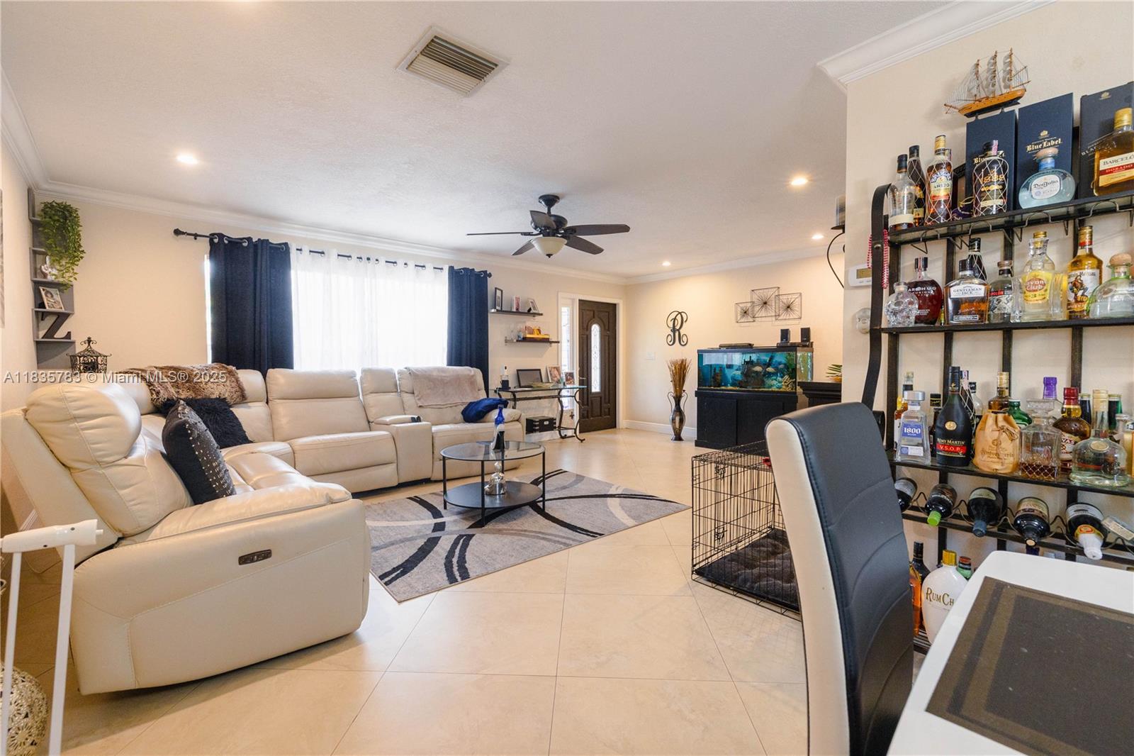 4811 NW 58th St, Tamarac, Florida image 6