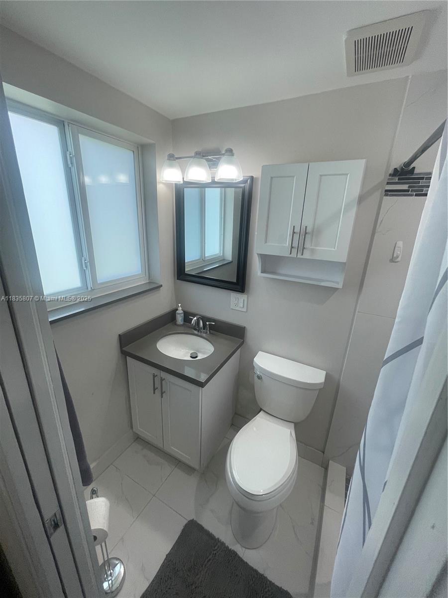 473 South Dr, Miami Springs, Florida image 16