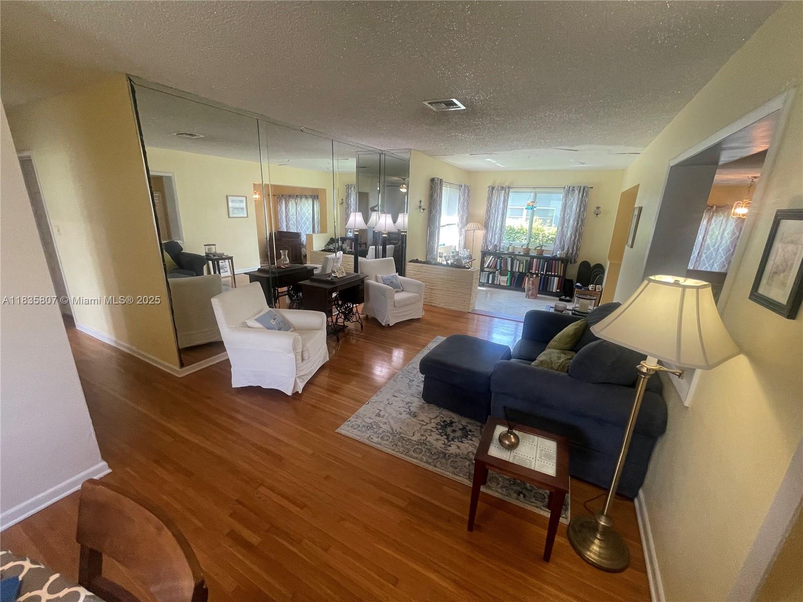 473 South Dr, Miami Springs, Florida image 8