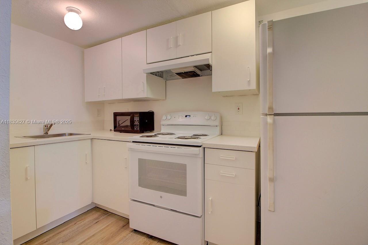 Property photo # 6