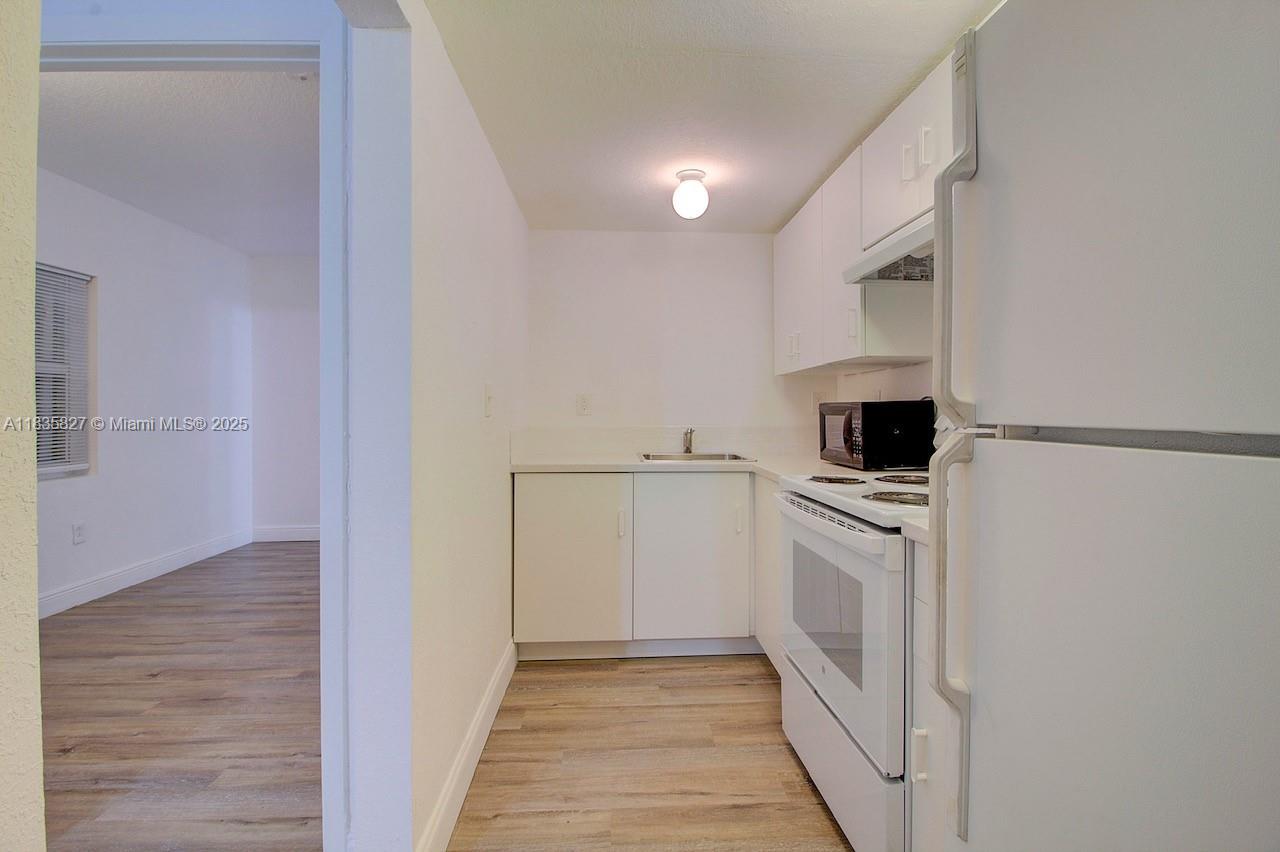 Property photo # 9