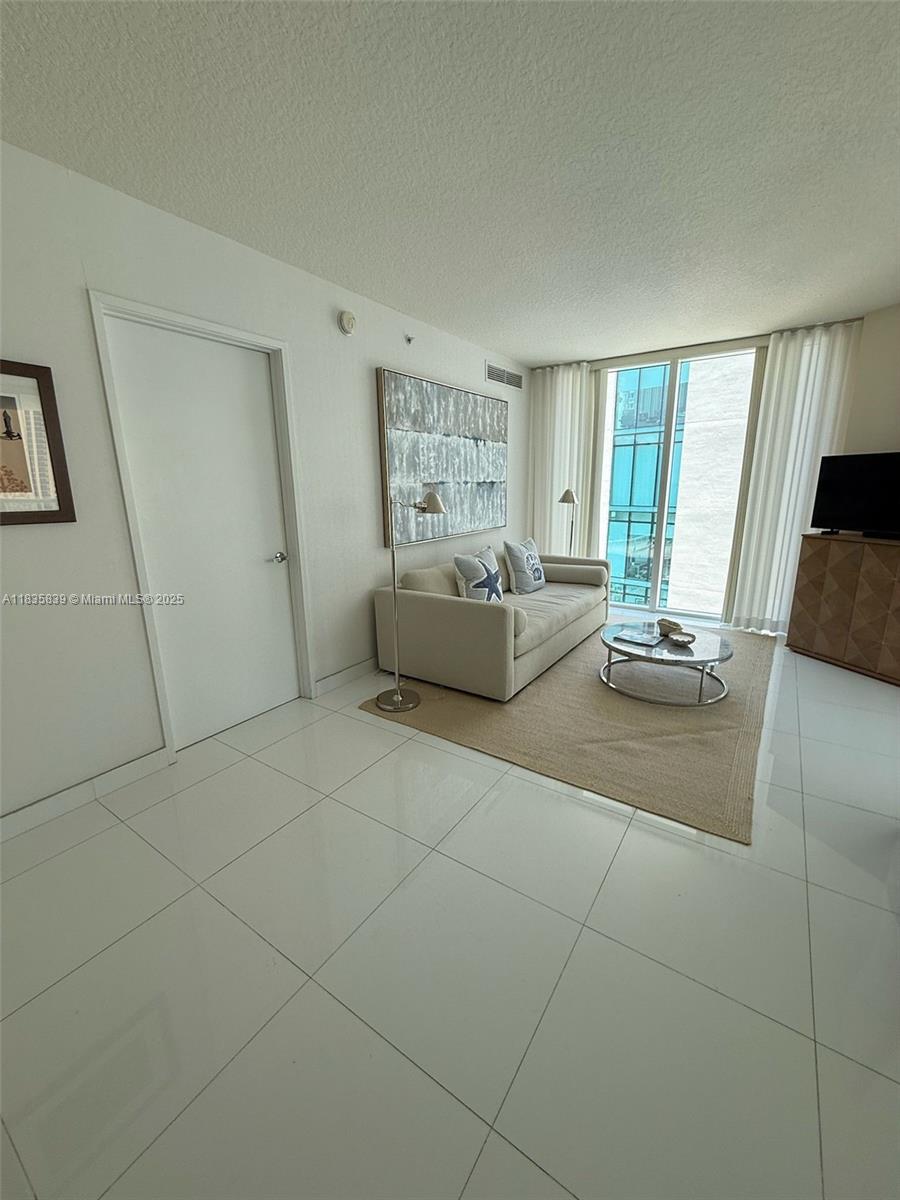 150 Sunny Isles Blvd #1-1401, Sunny Isles Beach, Florida image 11