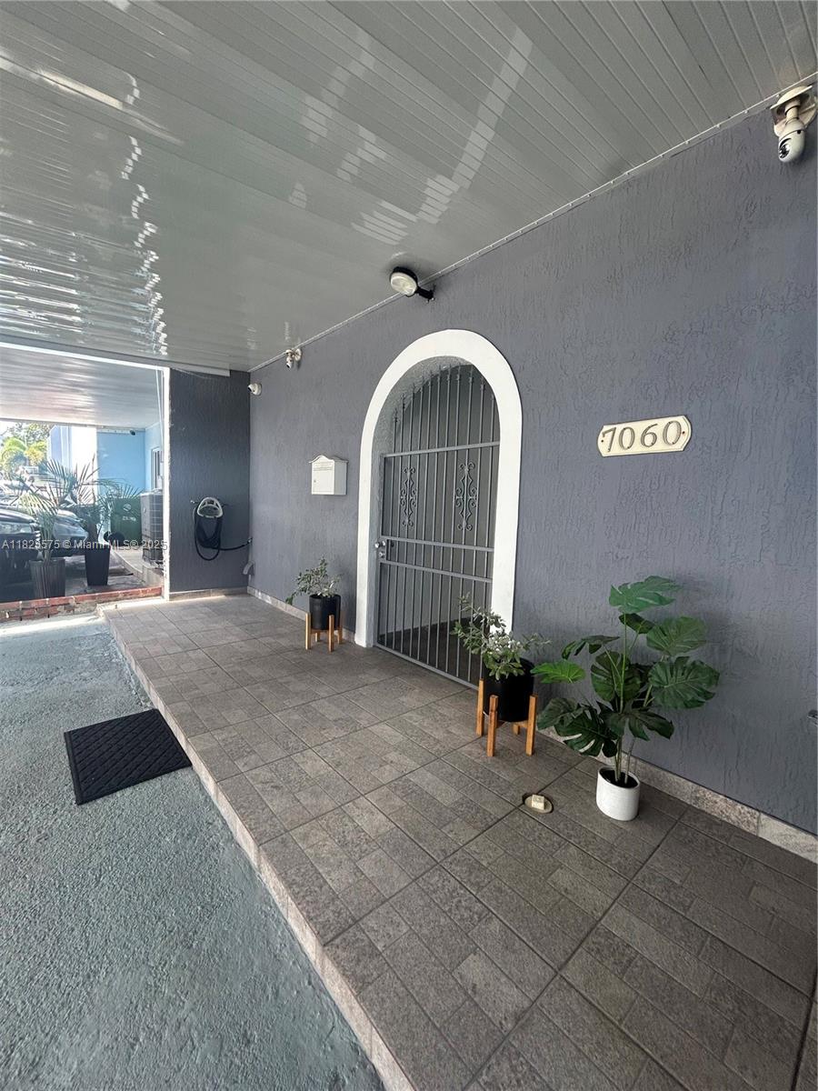 7060 W 2nd Way #7060, Hialeah, Florida image 3