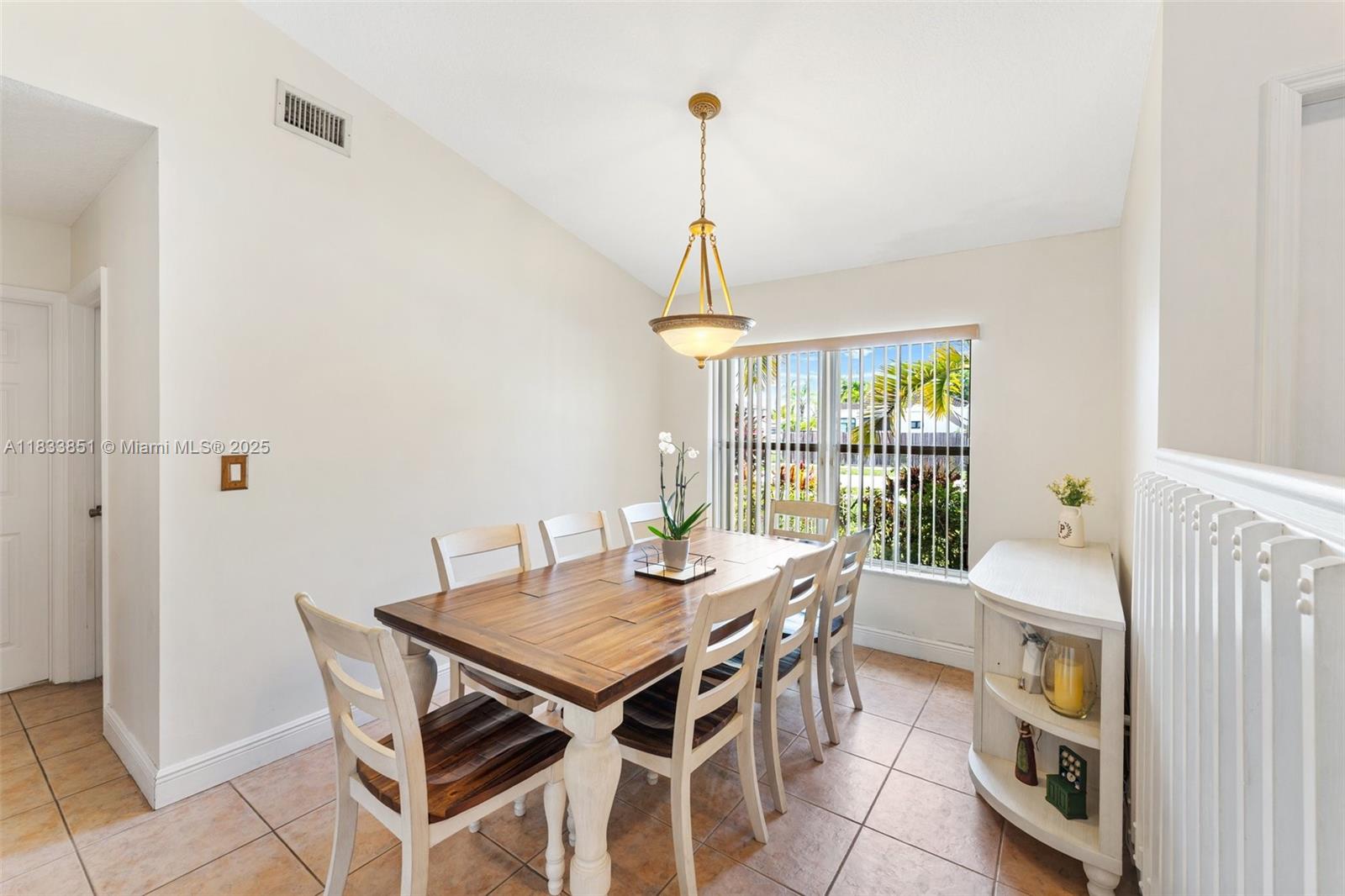 15218 SW 181st Ter, Miami, Florida image 9