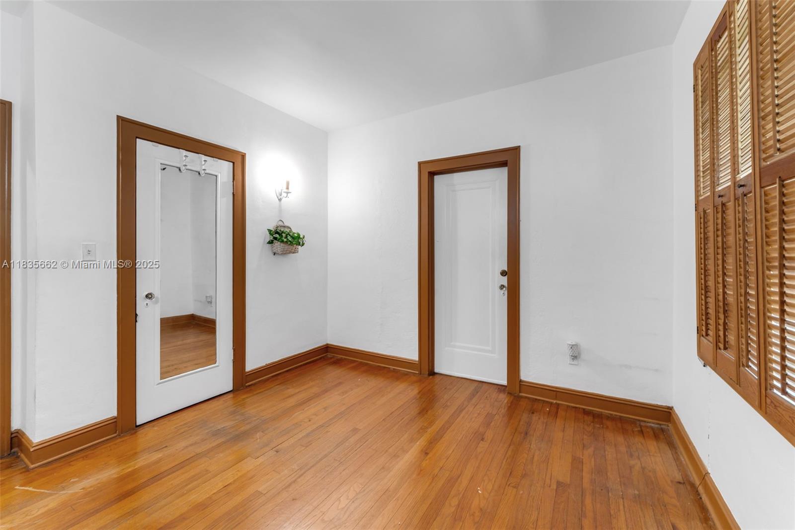 1305 Alhambra Cir, Coral Gables, Florida image 24
