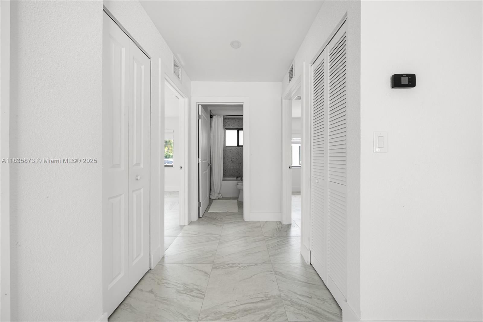 500 NW 7th Ct, Hallandale Beach, Florida image 15