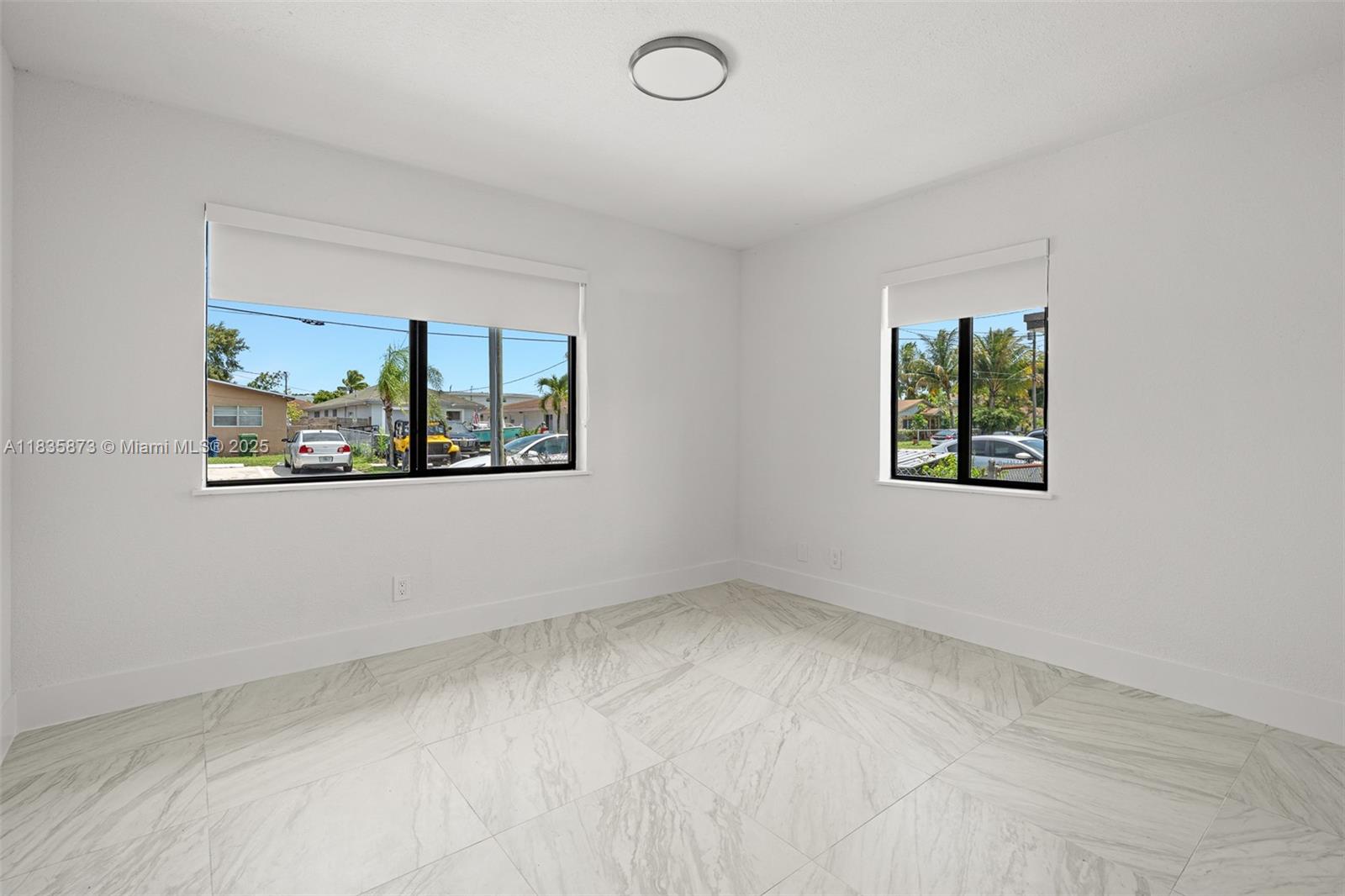 500 NW 7th Ct, Hallandale Beach, Florida image 18