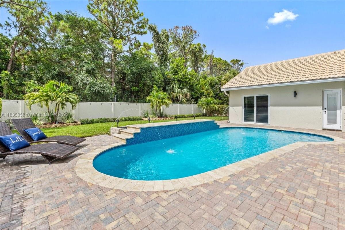 8644 NW 43rd Ct, Coral Springs, Florida image 7