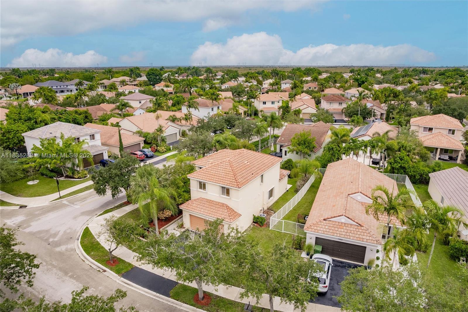 1326 Majesty Ter, Weston, Florida image 41