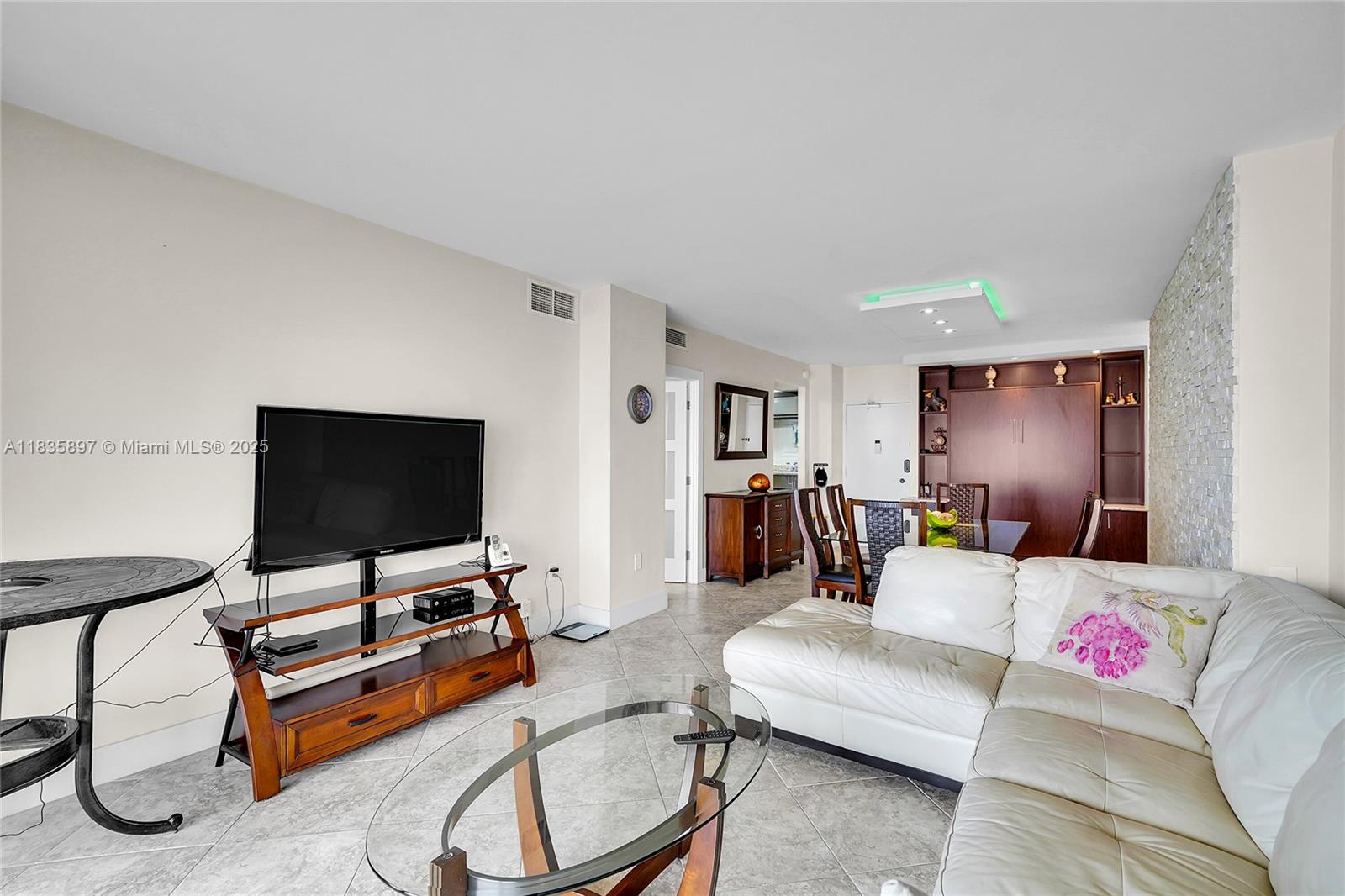 1980 S Ocean Dr #21M, Hallandale Beach, Florida image 11