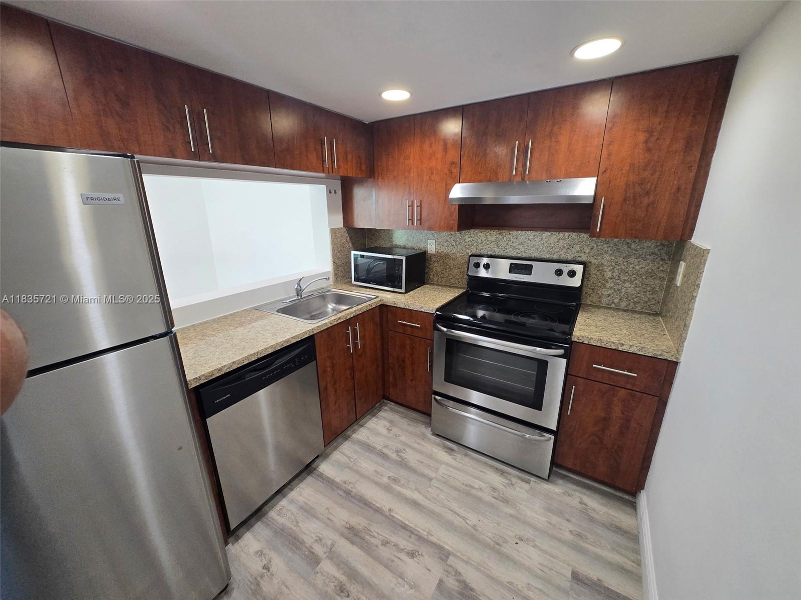 Property photo # 3