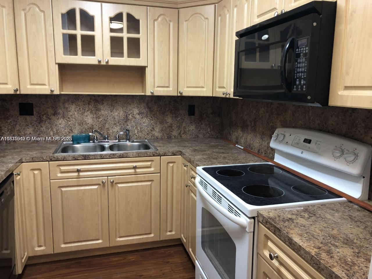 Property photo # 6