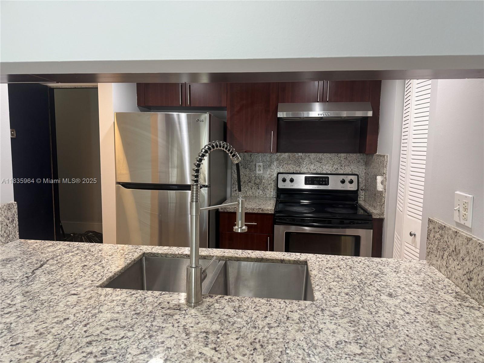 Property photo # 9