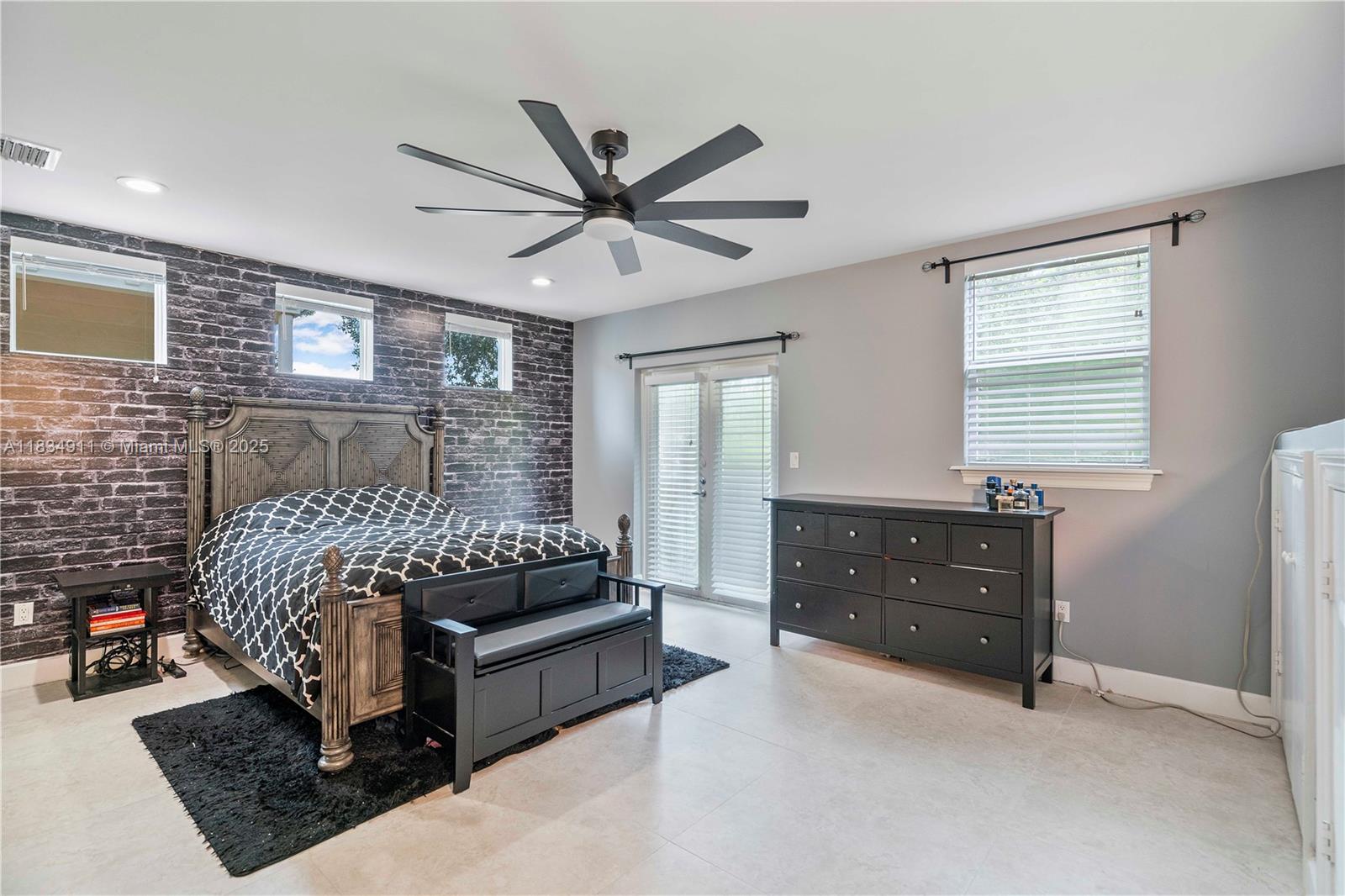 217 SW 11th St, Fort Lauderdale, Florida image 24