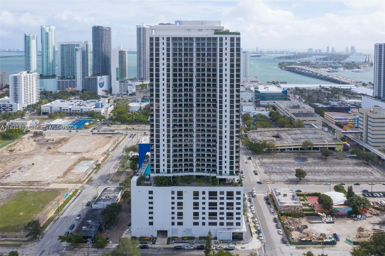Condo for Rent in Miami, FL