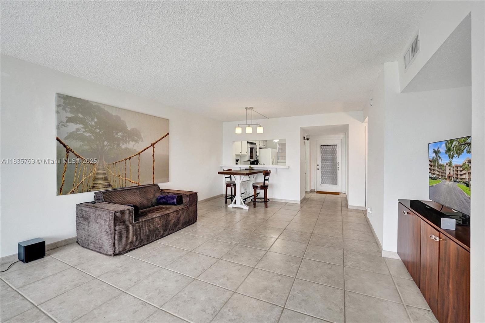 1911 Sabal Palm Dr #304, Davie, Florida image 13