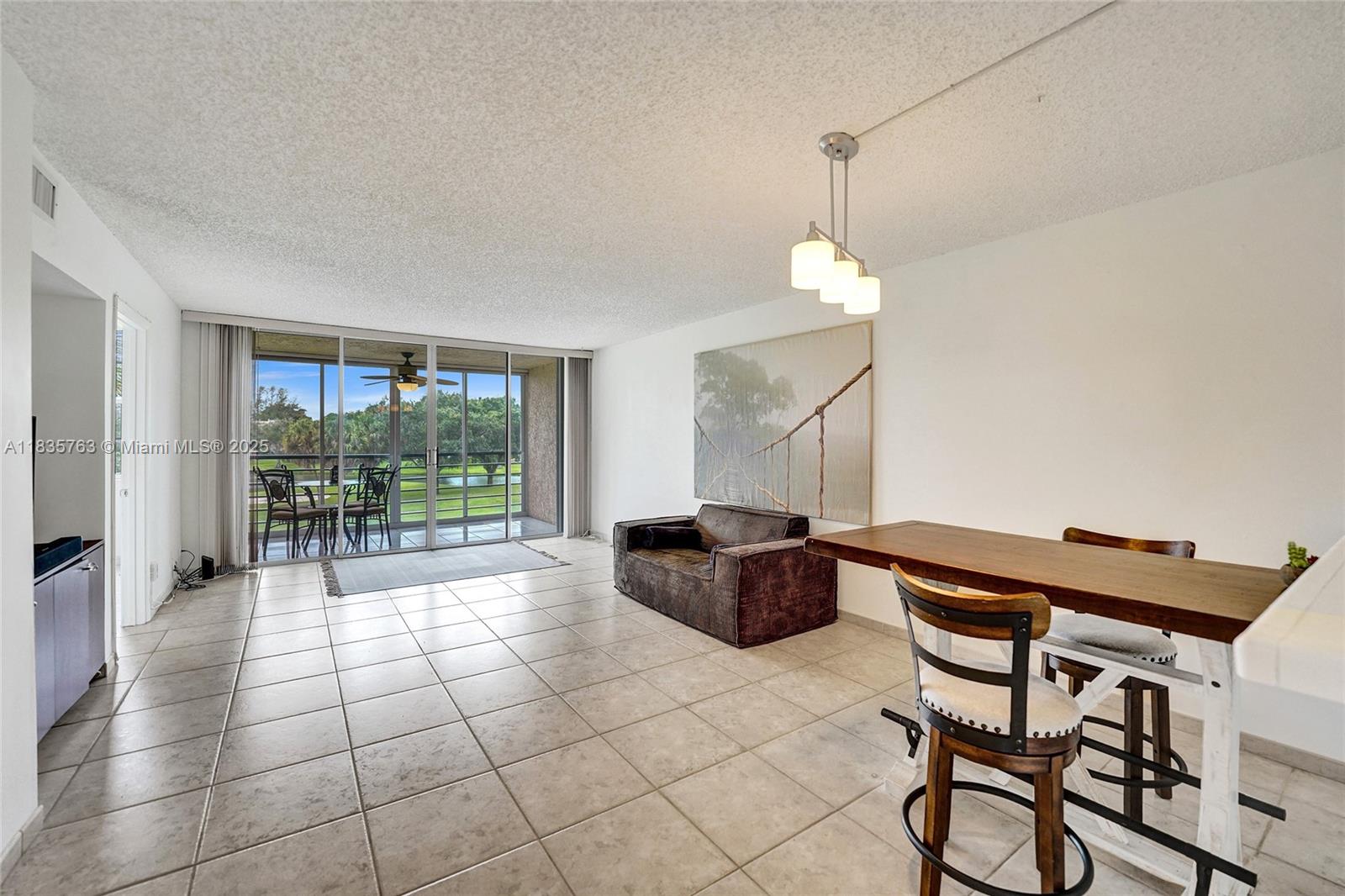 1911 Sabal Palm Dr #304, Davie, Florida image 8