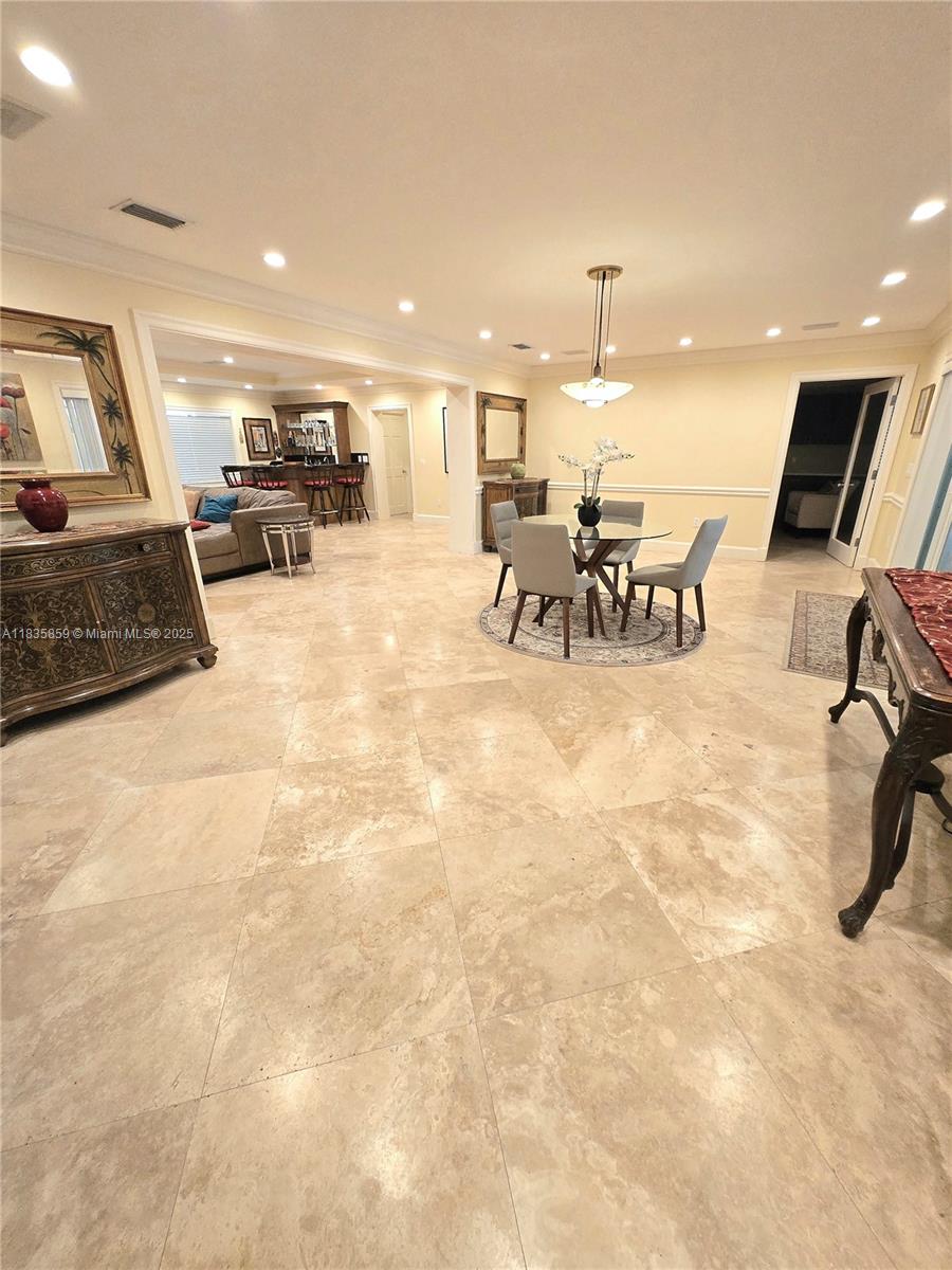 7895 SW 122nd St, Pinecrest, Florida image 10