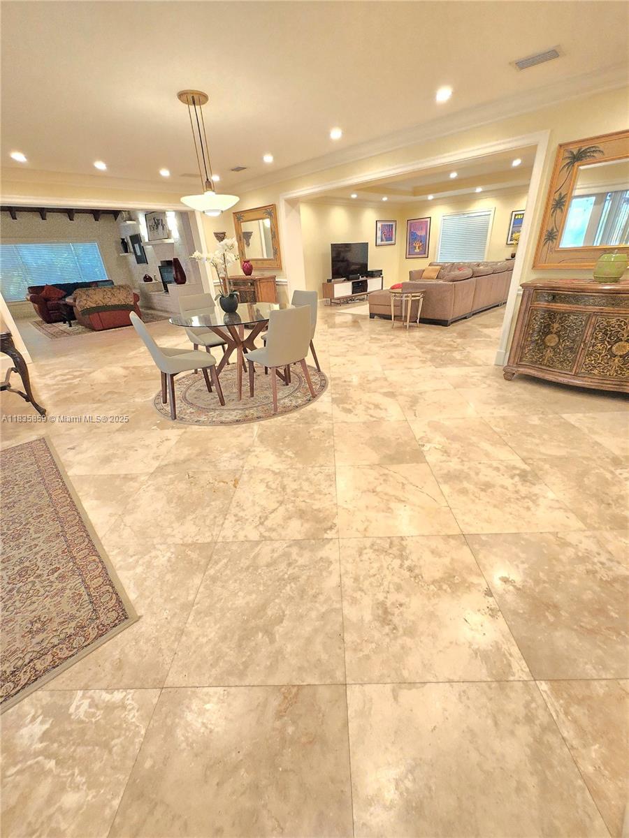 7895 SW 122nd St, Pinecrest, Florida image 11