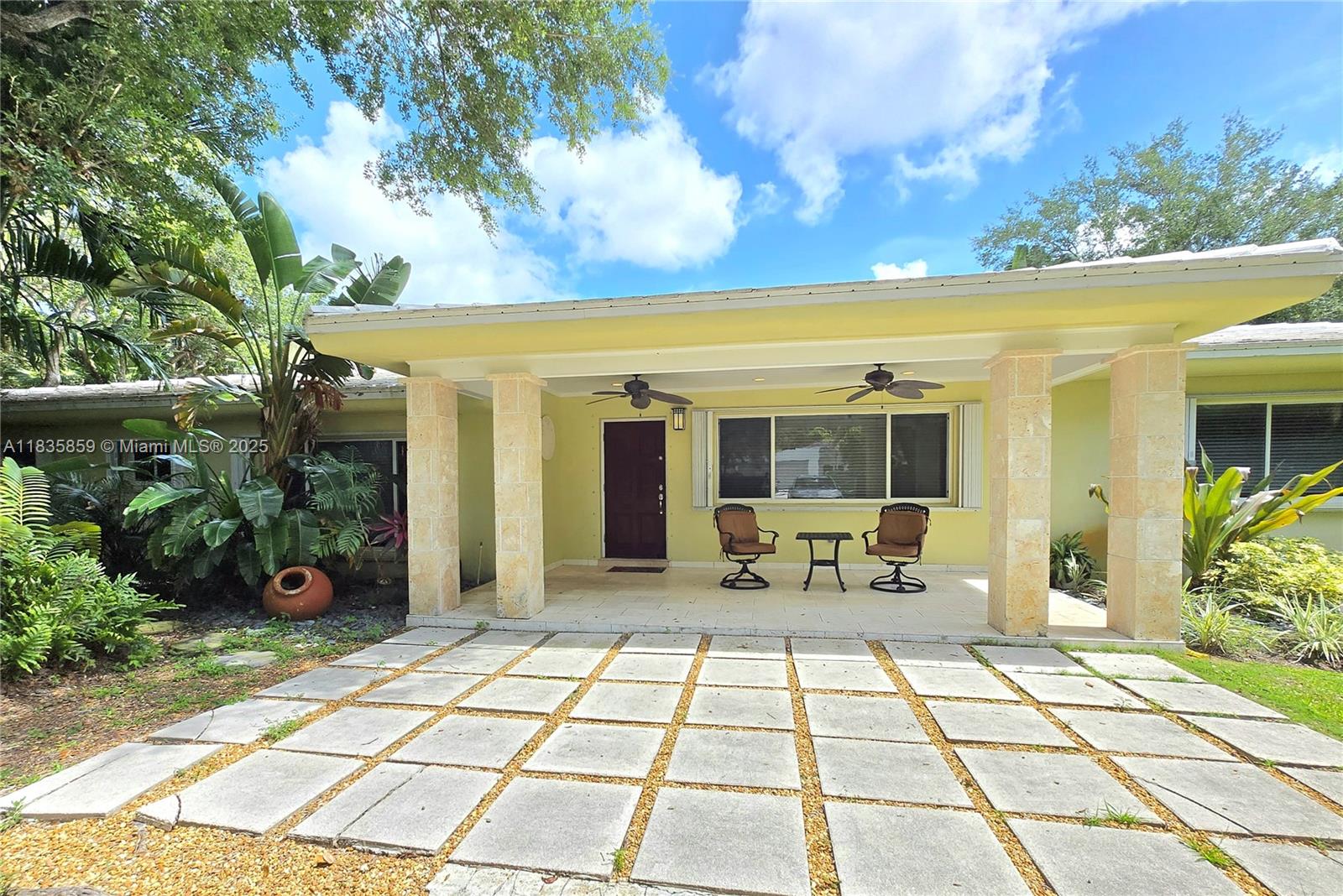 7895 SW 122nd St, Pinecrest, Florida image 3