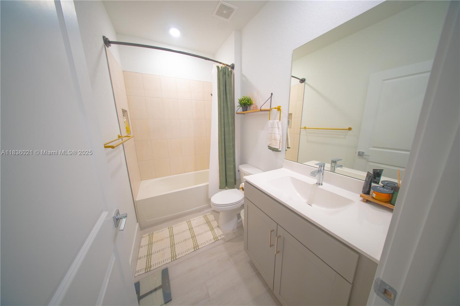 138 SW 171st Way, Pembroke Pines, Florida image 32