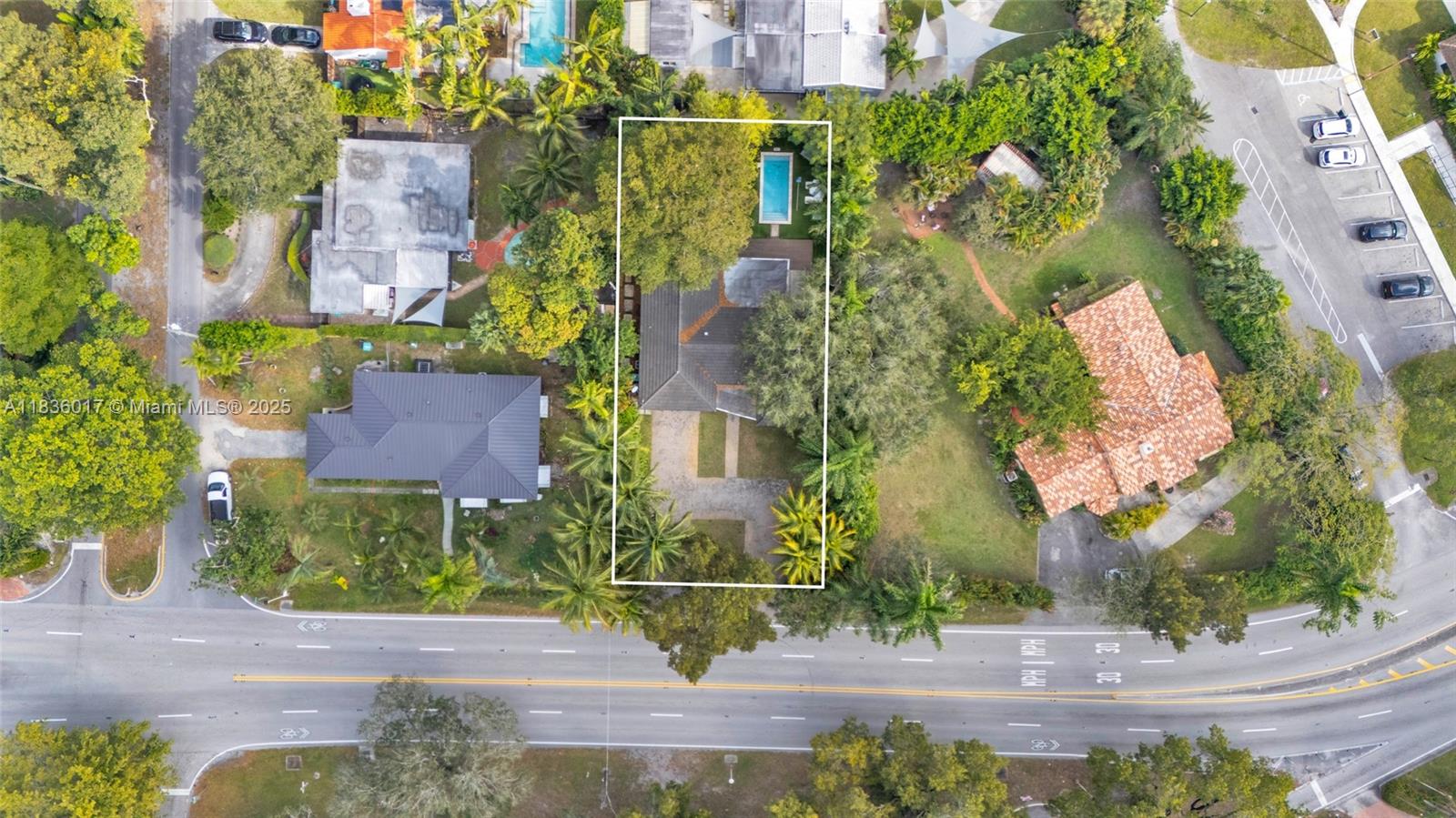 11433 NE 6th Ave, Biscayne Park, Florida image 36