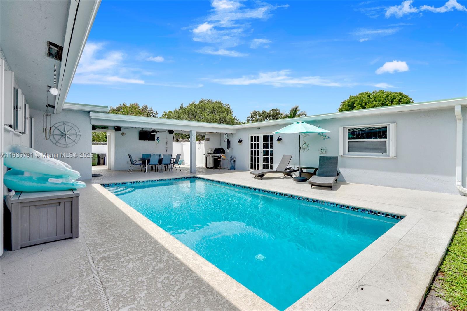 3511 Fairfax Dr, Fort Lauderdale, Florida image 22