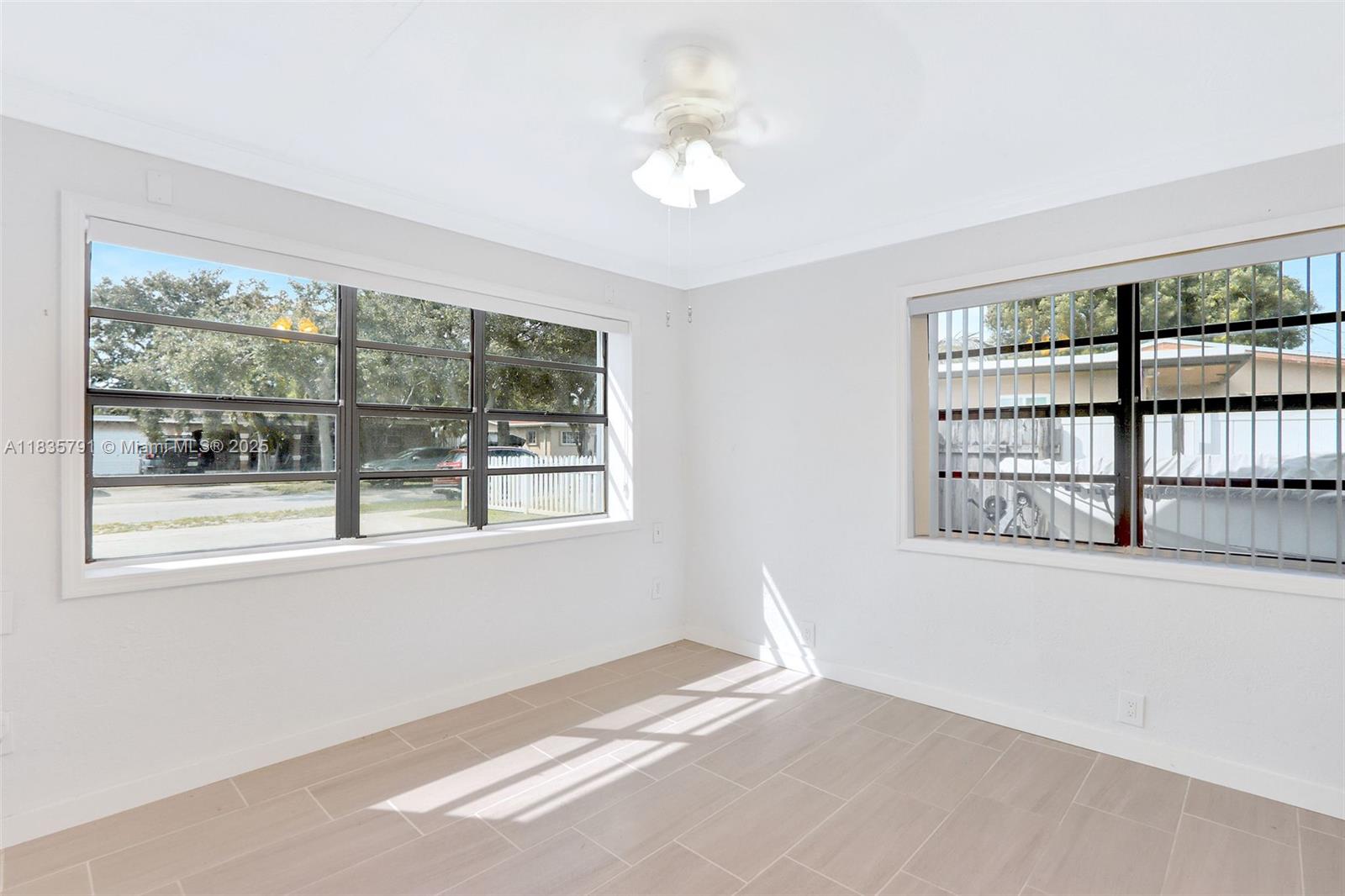 3511 Fairfax Dr, Fort Lauderdale, Florida image 28