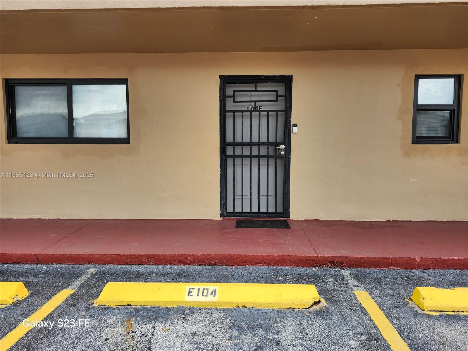 Property photo # 0