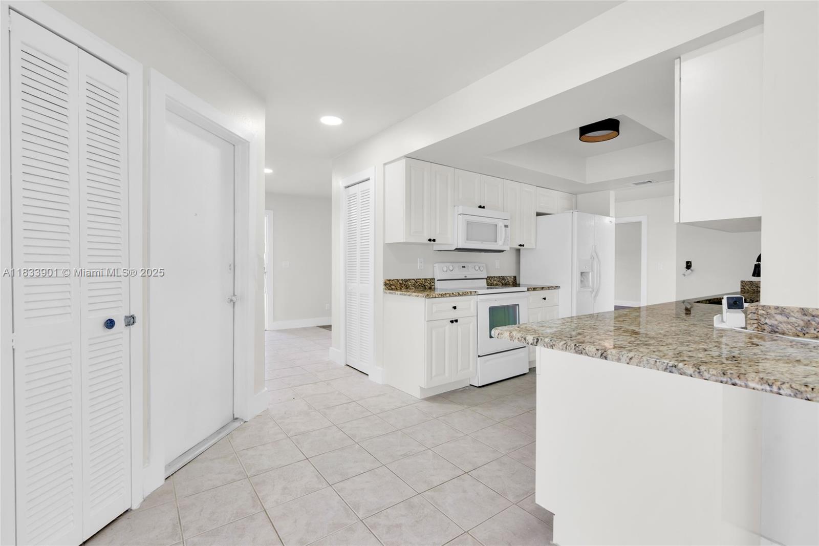 709 SW 9th Ave, Cape Coral, Florida image 7