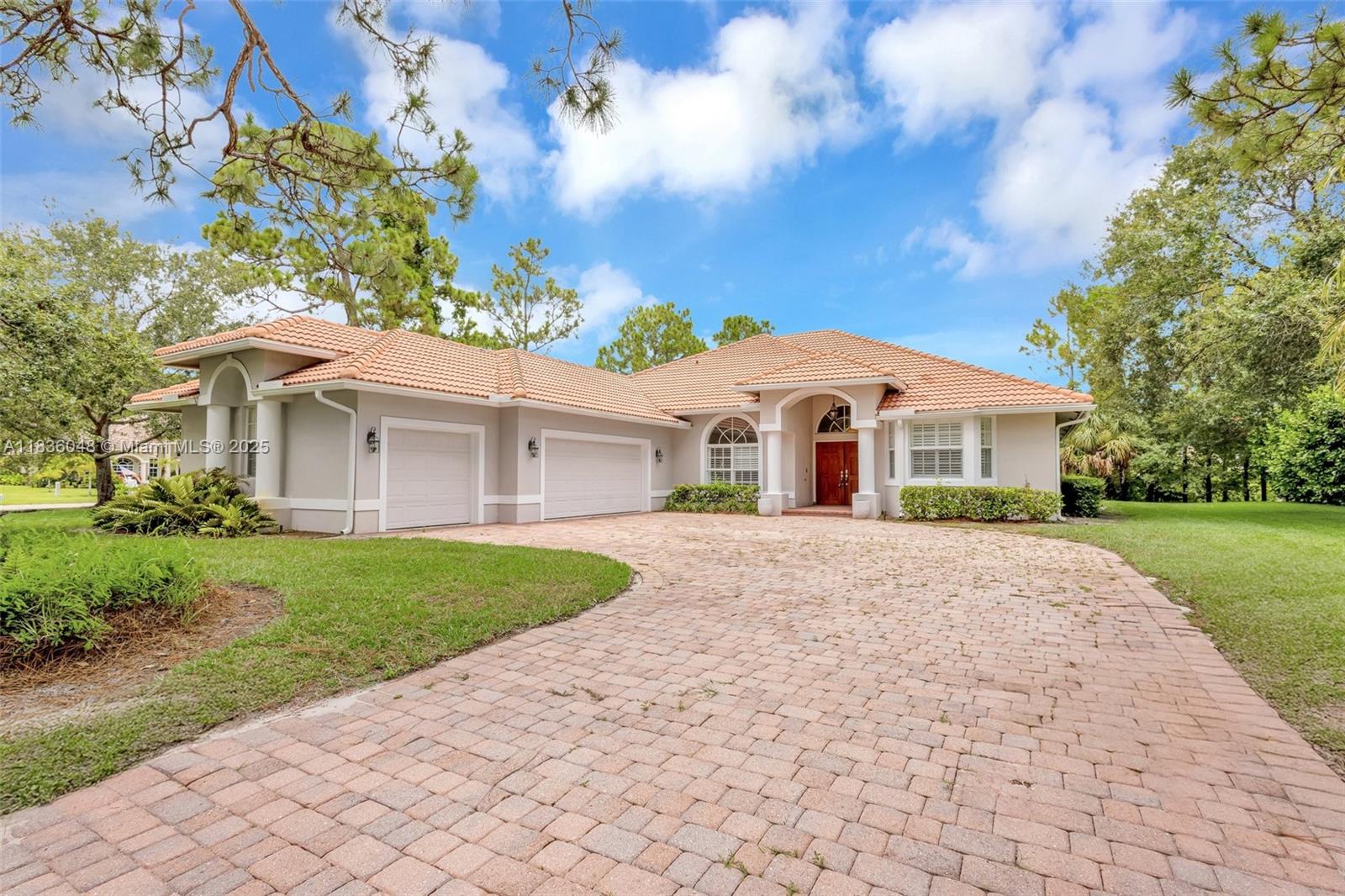 9532 Shadow Ln, Fort Pierce, Florida image 2