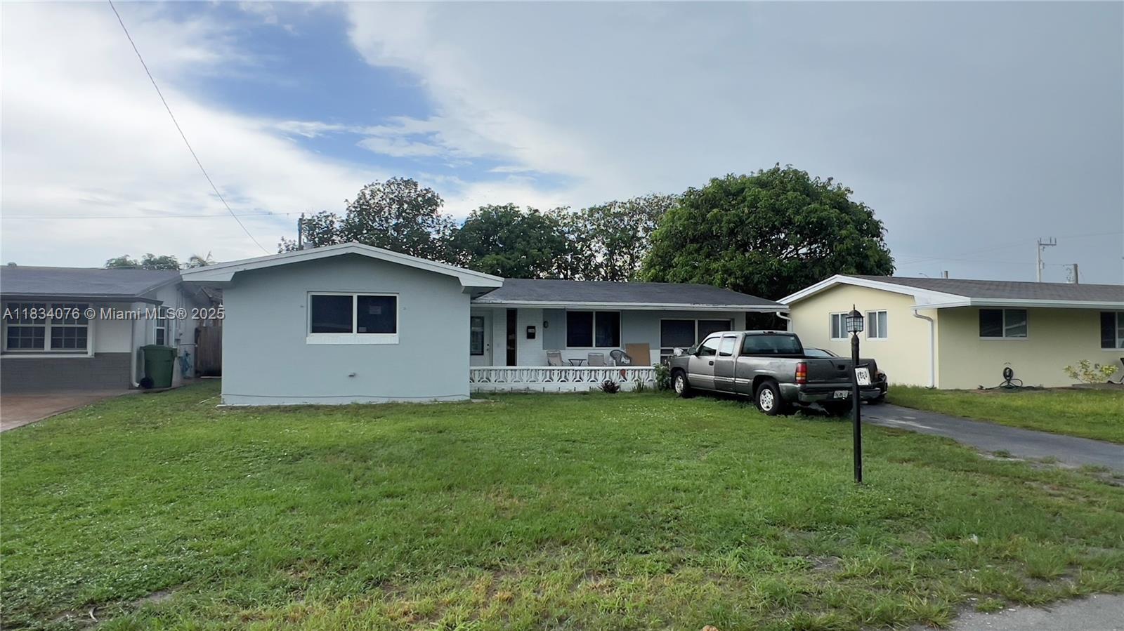 8860 NW 10th St, Pembroke Pines, Florida image 1
