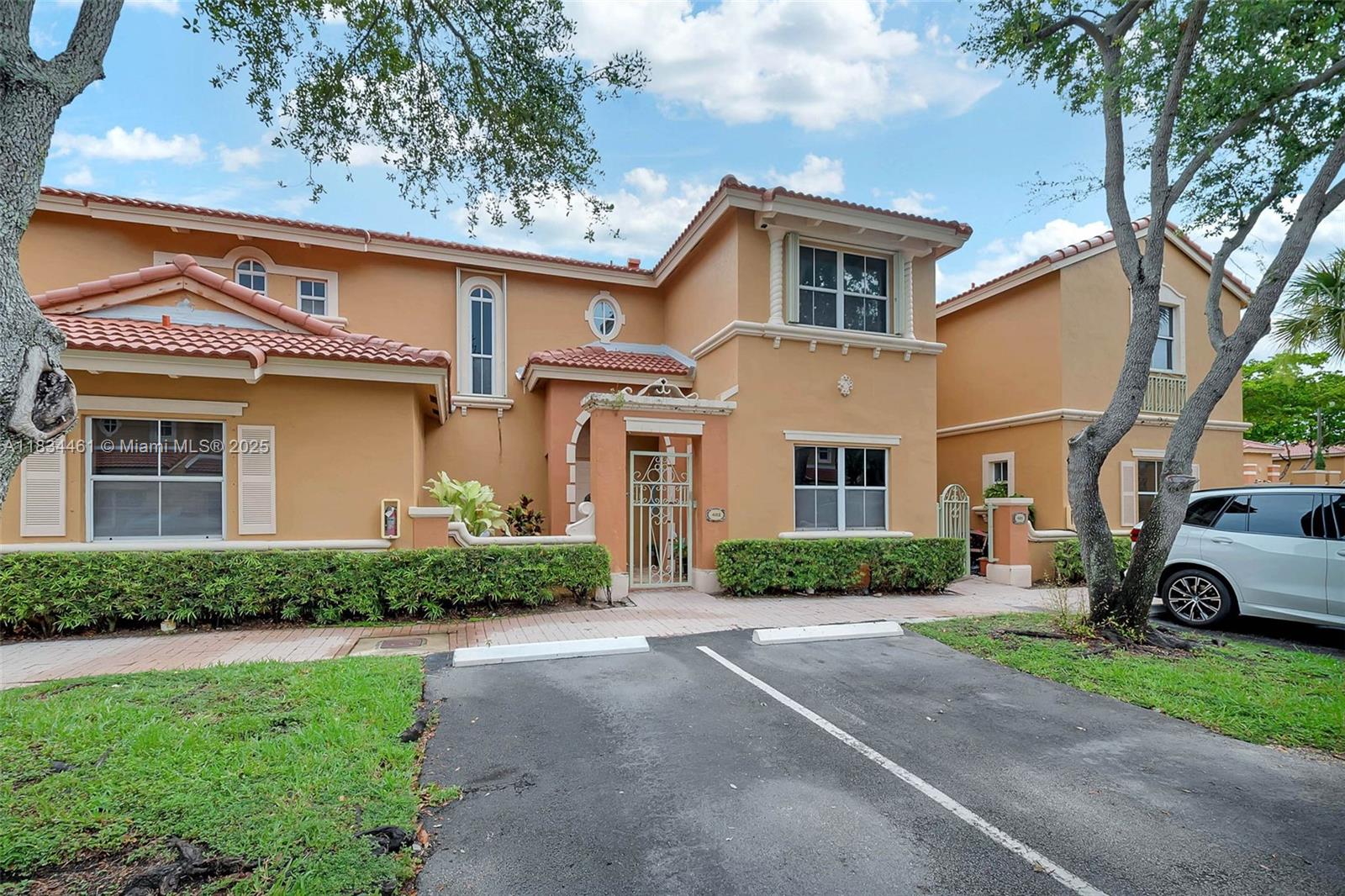 8511 NW 141st Ter #402, Miami Lakes, Florida image 34