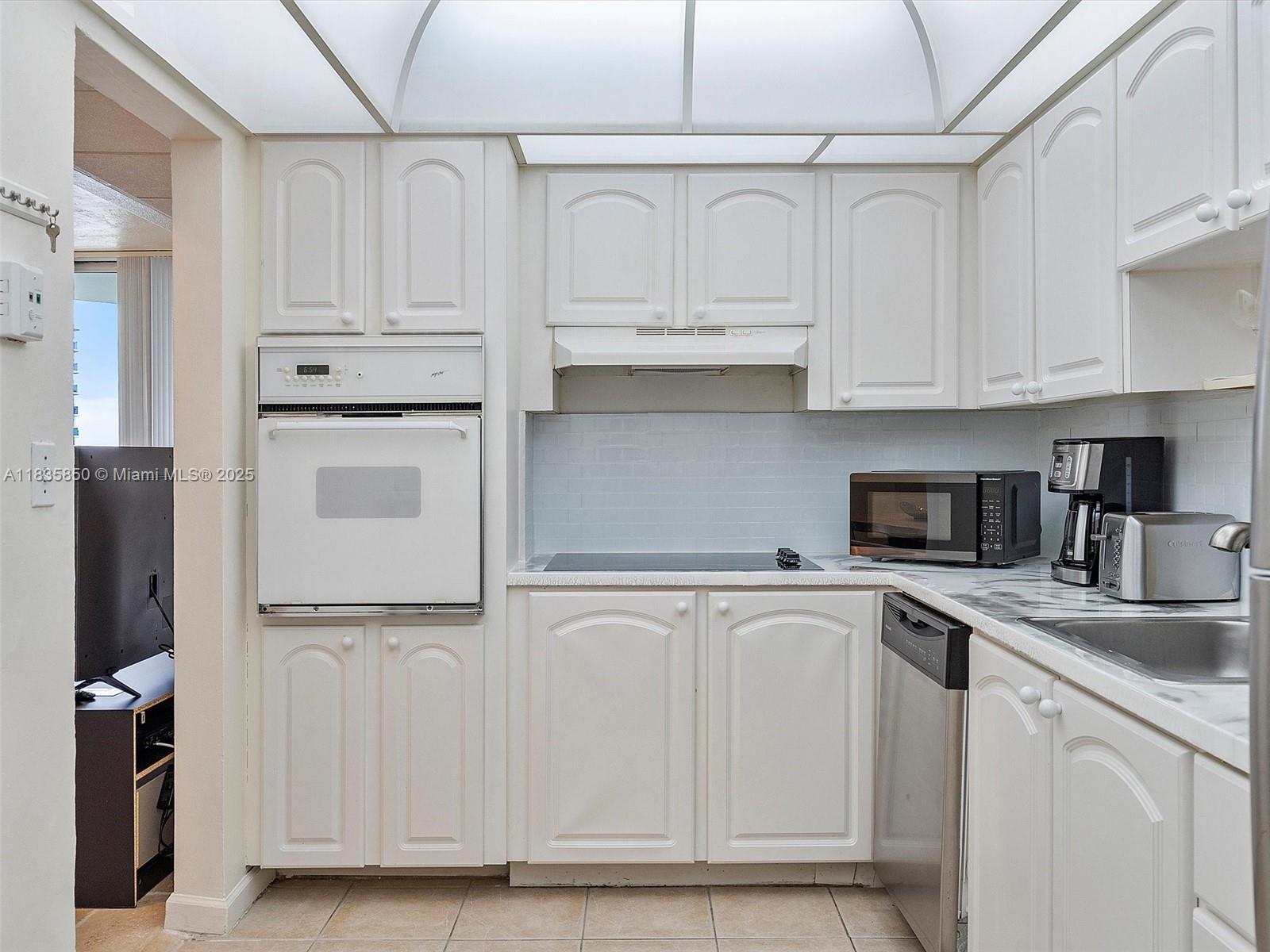 3801 S Ocean Dr #12S, Hollywood, Florida image 17