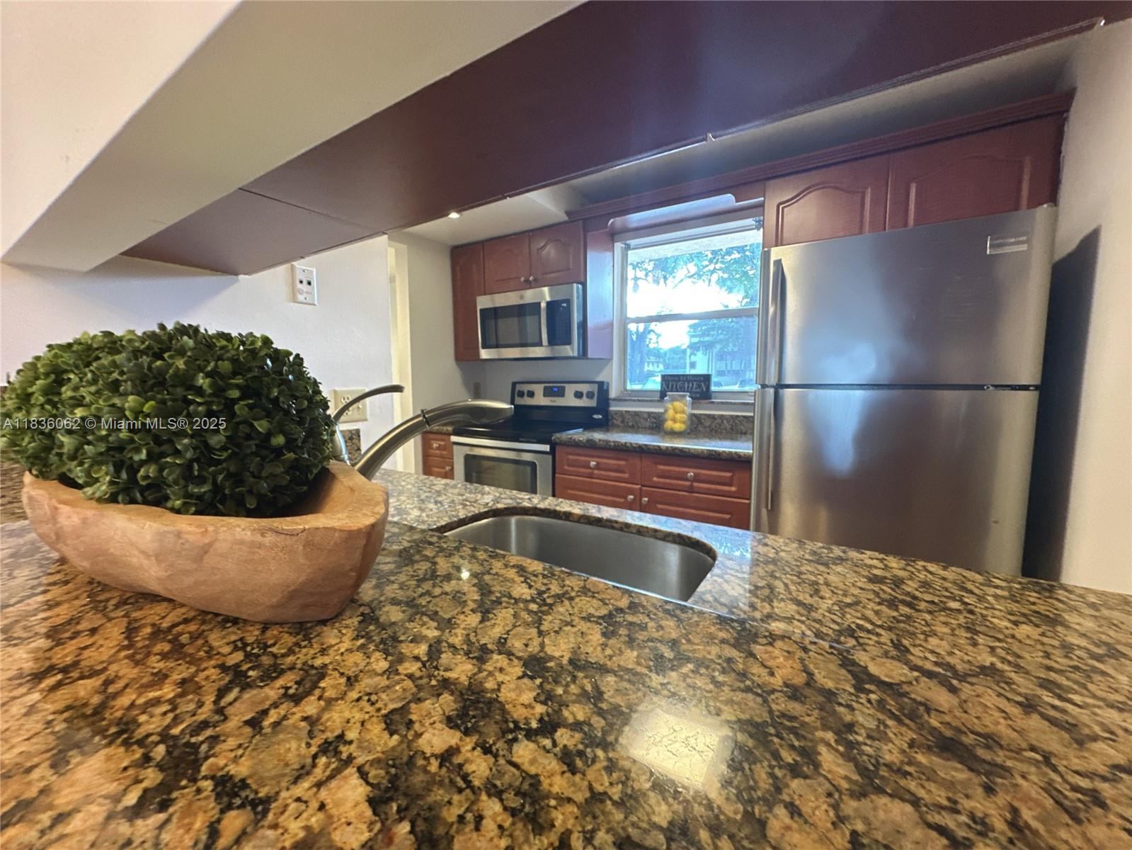 Property photo # 7