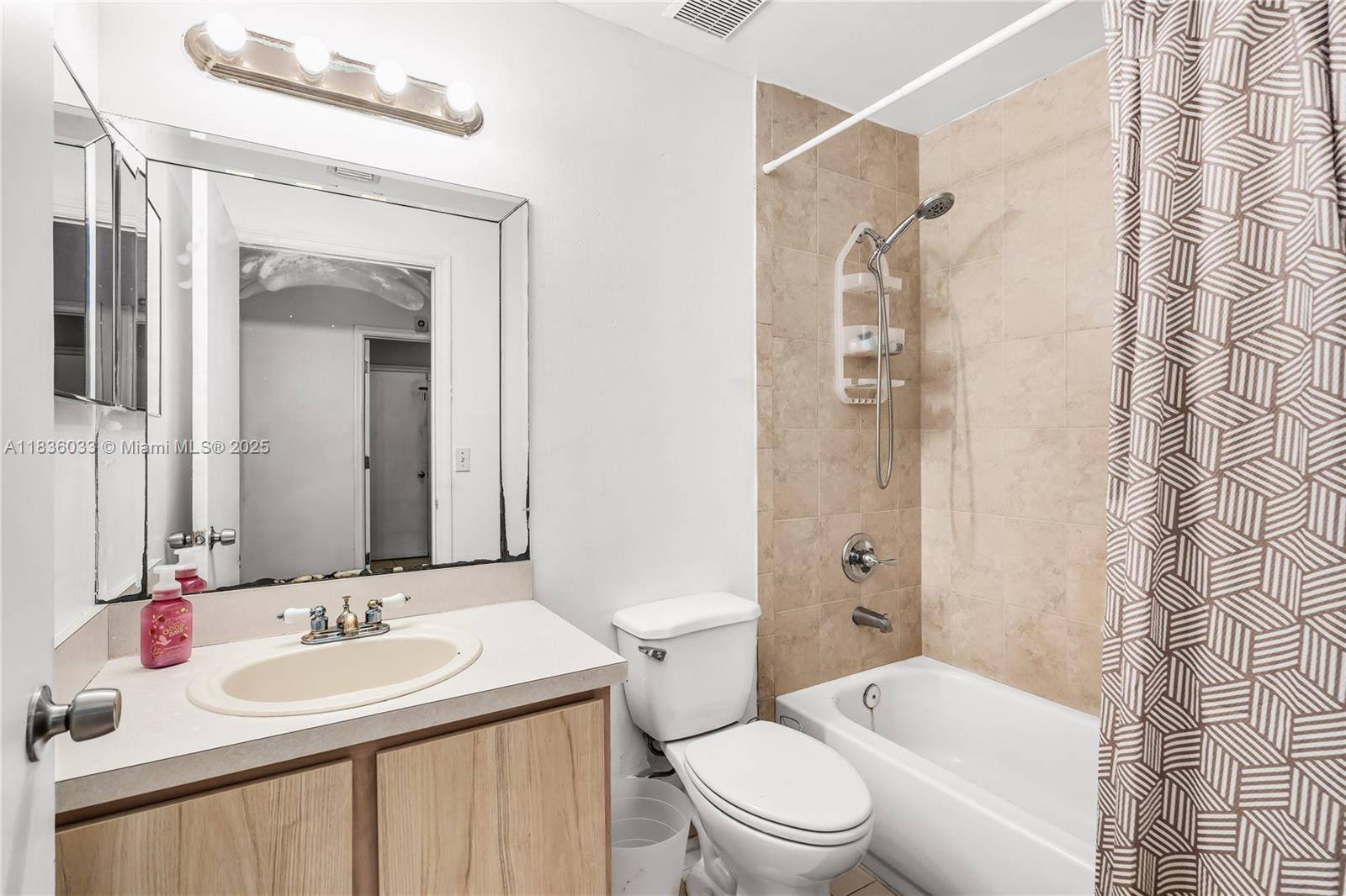 2472 SW 106th Ave, Miramar, Florida image 11