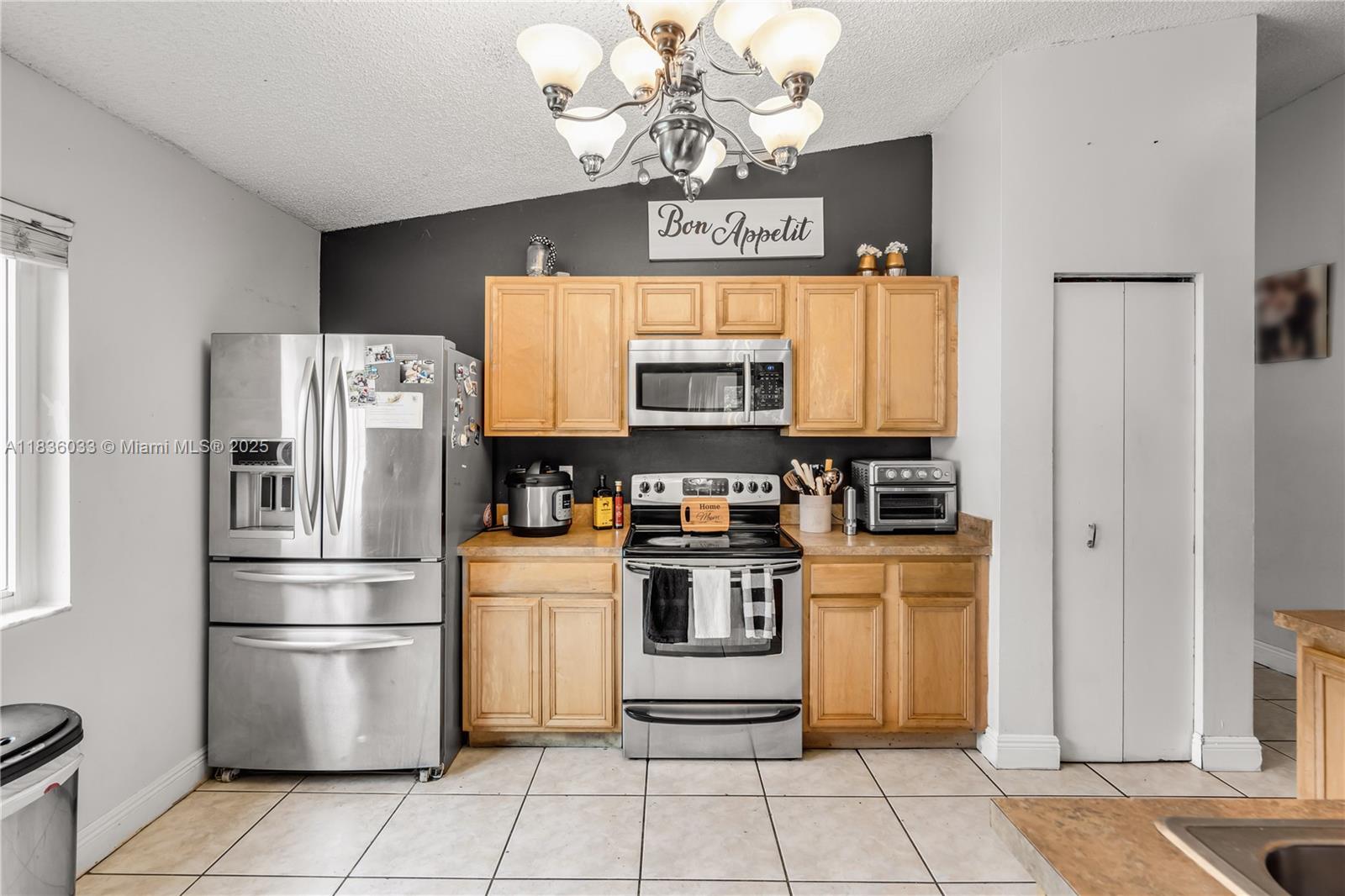 2472 SW 106th Ave, Miramar, Florida image 4