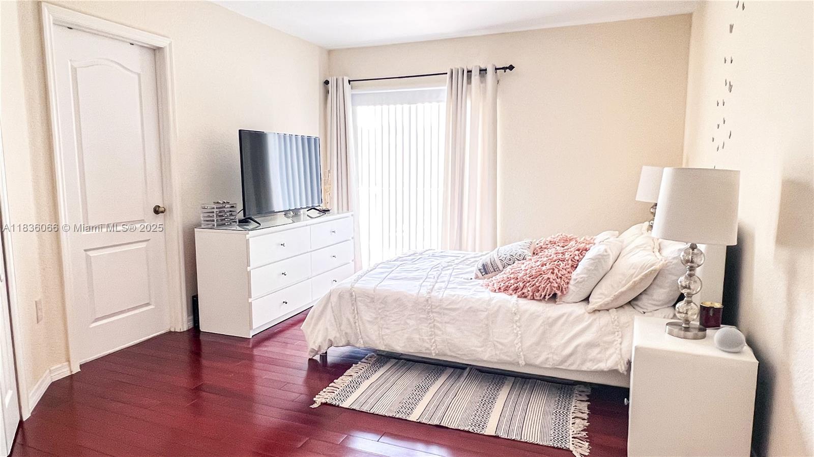 Property photo # 6