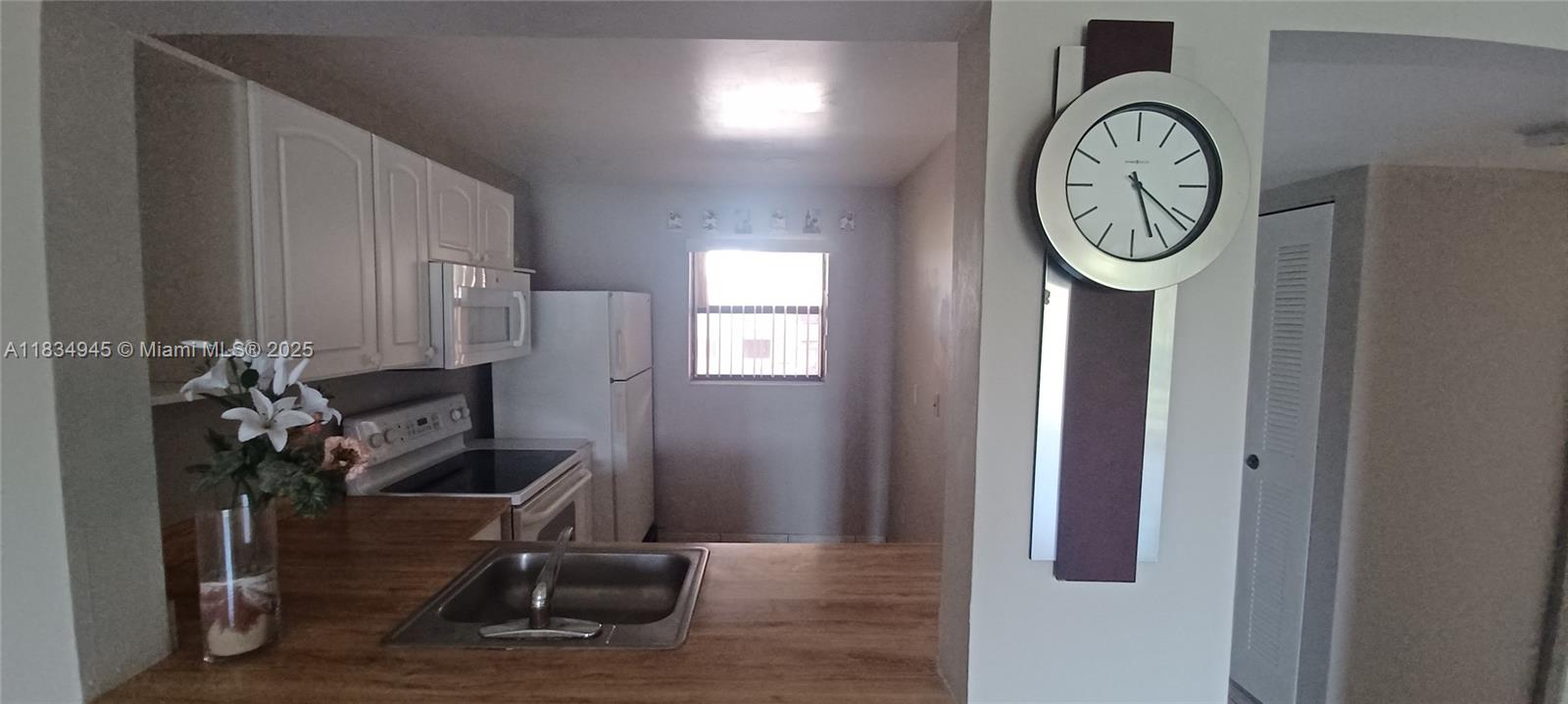 Property photo # 2