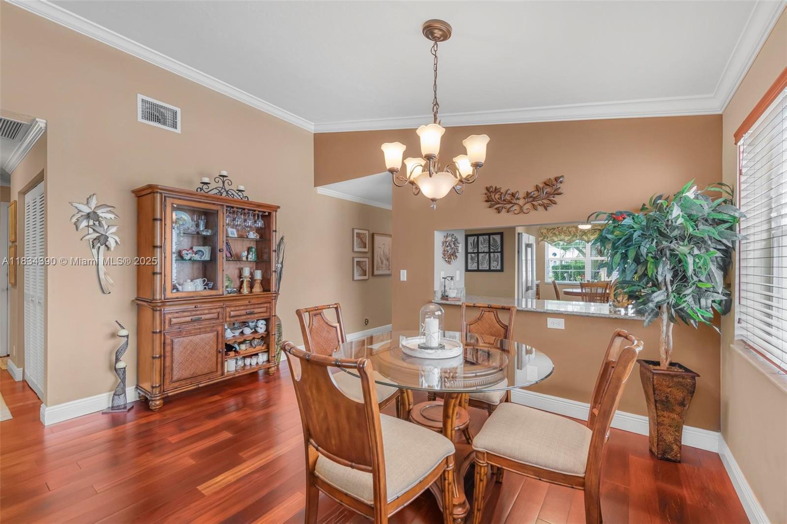 9614 NW 8th Cir, Plantation, Florida image 17