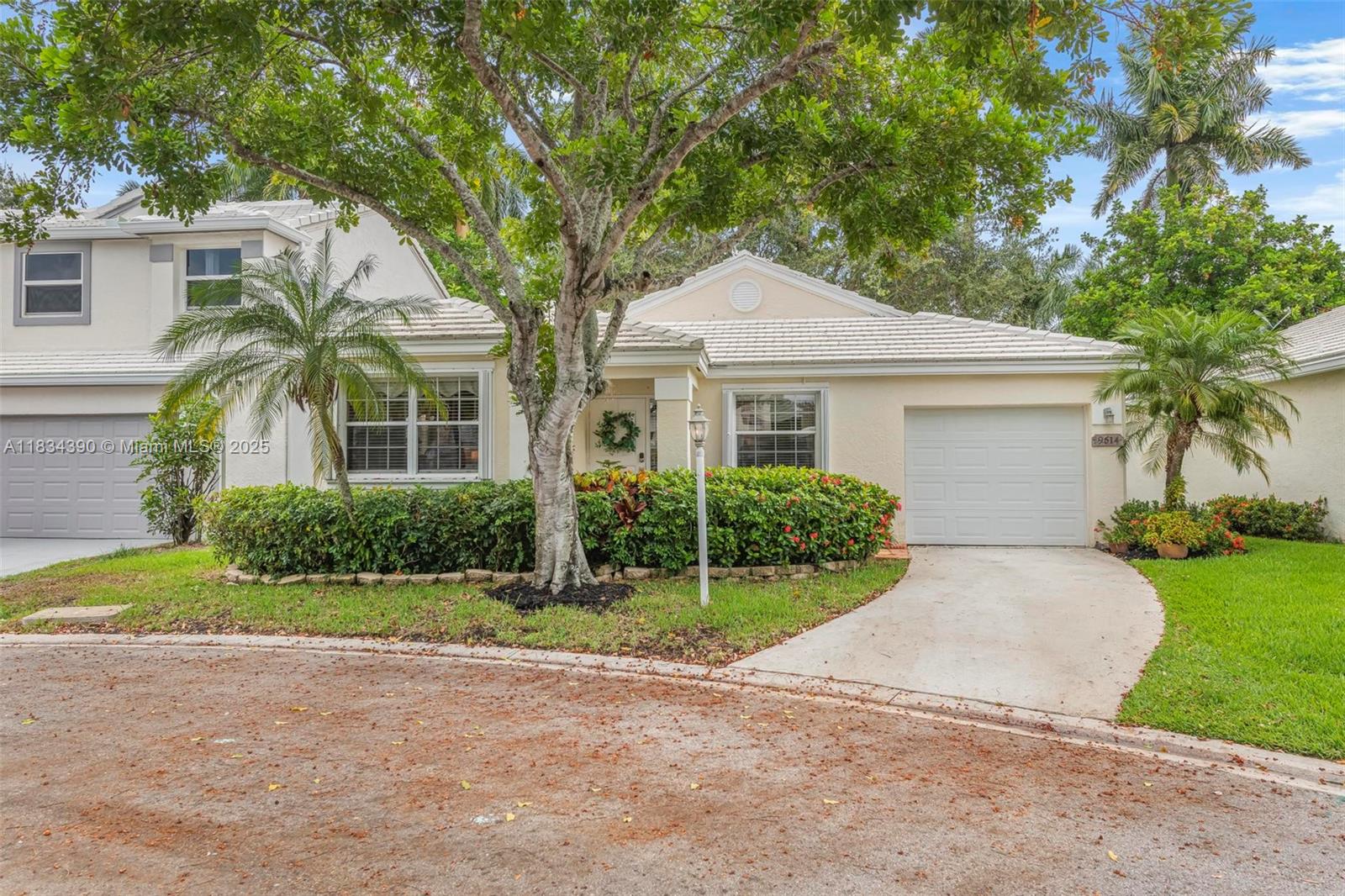9614 NW 8th Cir, Plantation, Florida image 3