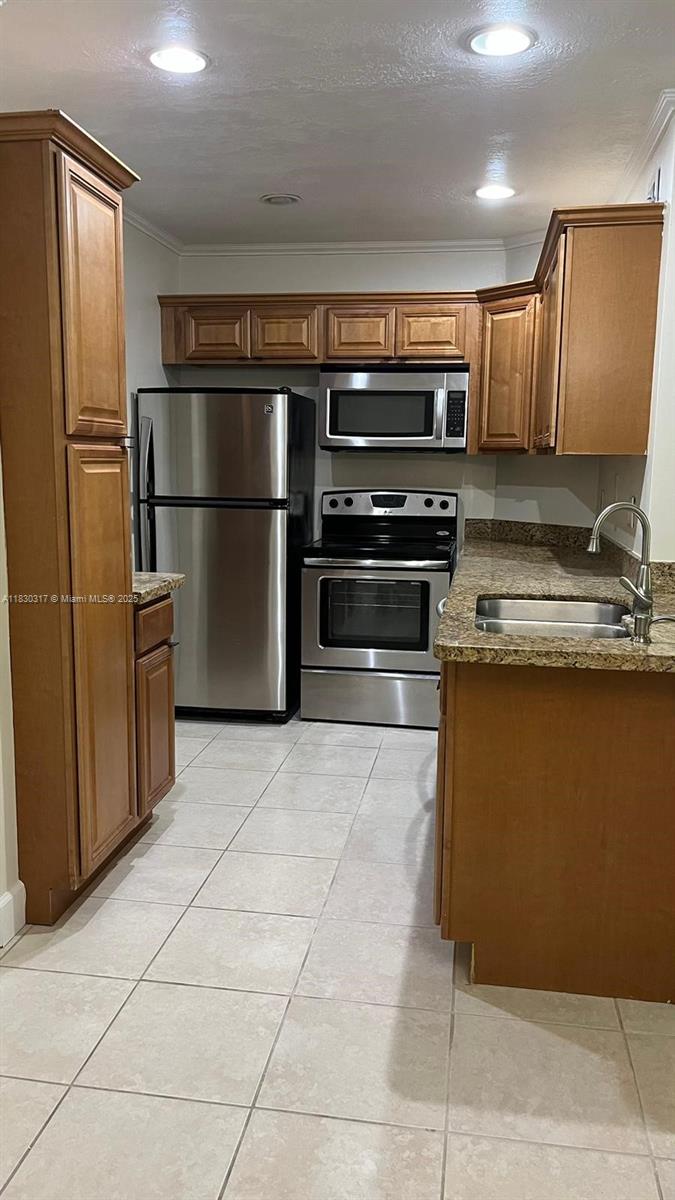 Property photo # 6
