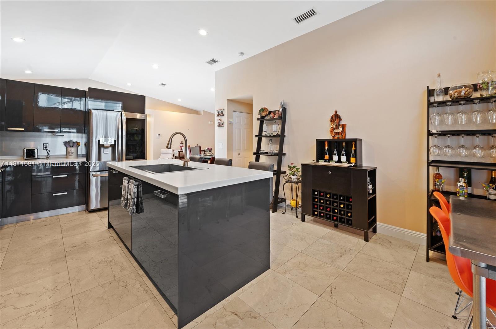 17476 SW 20th St, Miramar, Florida image 11