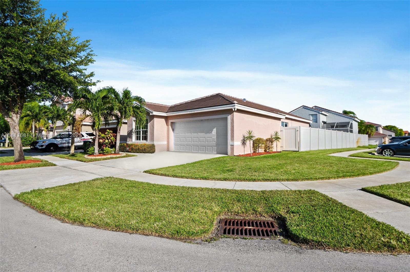 17476 SW 20th St, Miramar, Florida image 3