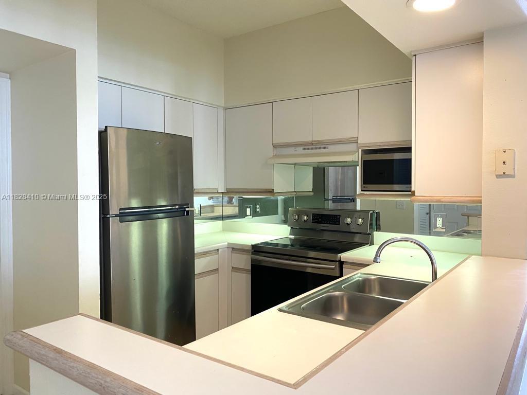 Property photo # 9